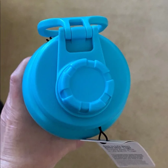 NWT Lululemon Back to Life Sport Bottle 32oz - Electric Turquoise - Picture 5 of 5
